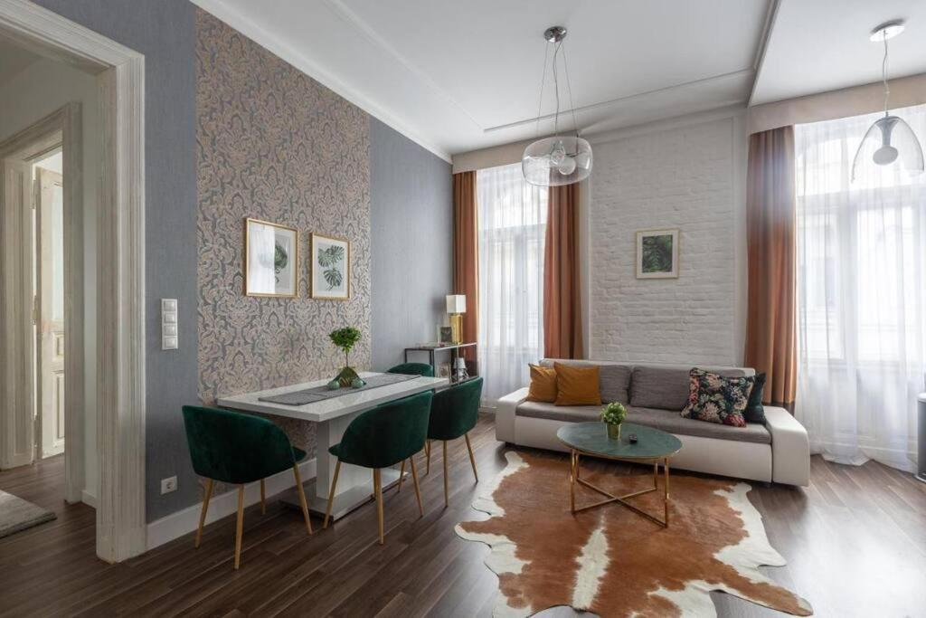 Chic, Captivating Space Βουδαπέστη Εξωτερικό φωτογραφία